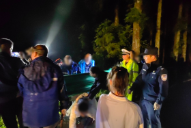 17名驴友获救！最小才5岁！