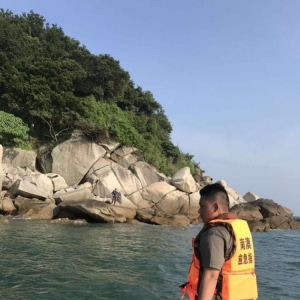 佛山两女驴友深圳南澳徒步中暑求助 引发海陆空大搜索