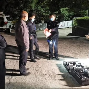 在家闷得慌？一驴友迷失深山，警方彻夜搜救